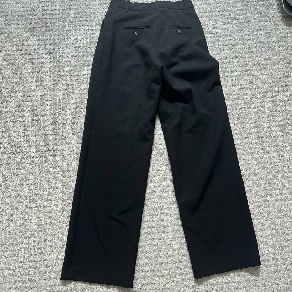 Aritiza Effortless Pants - Picture 3 of 3